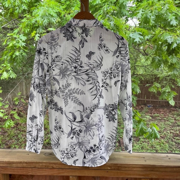 Floral Black and White Button-Up Shirt - Picture 2 of 6